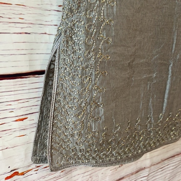 New York & Company Sheer Embroidered Tunic Top XS - Picture 6 of 9